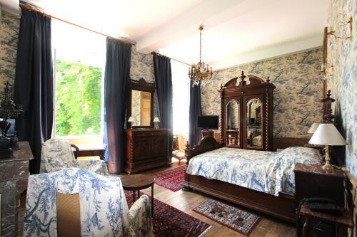 Un ou plusieurs lits dans un hébergement de l'établissement Château d'Island Vézelay