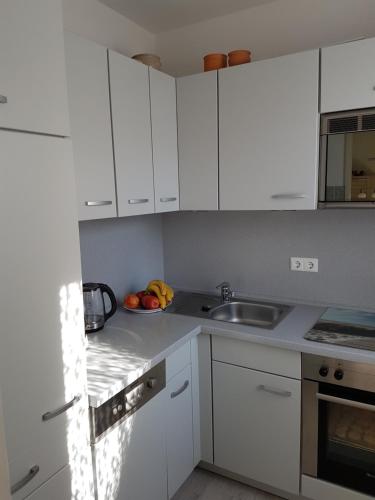 Una cocina o cocineta en Tannenstraße