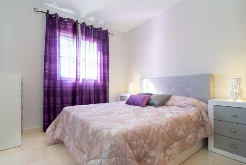 Postel nebo postele na pokoji v ubytování Apartamento en el Mirador de Nerja