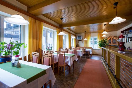 En restaurant eller et spisested på Pension Elisa