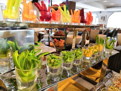 Еда / где поесть недалеко от отеля