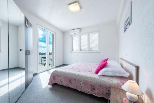 Luxury Sensation spacious & free private garage