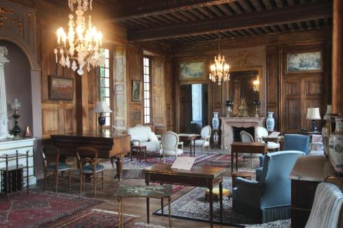 Χώρος καθιστικού στο Château d'Island Vézelay