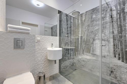 Koupelna v ubytování Luxury Long Island Suite