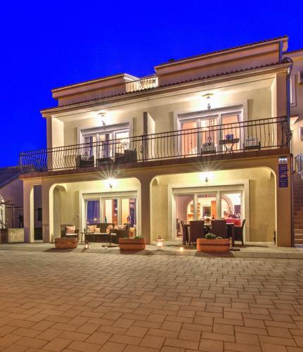 Apartments Prpic Senj