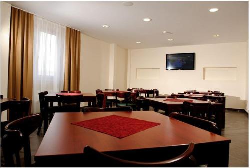 Hotel Mariana Gaborikaにあるテレビまたはエンターテインメントセンター