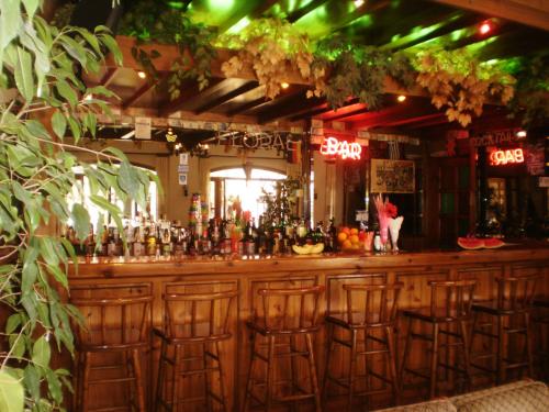 Lounge nebo bar v ubytování Floral Hotel