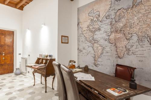 Palazzo Del Duca - Piazza Navona Guest House