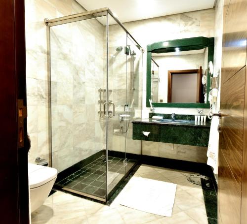 Koupelna v ubytování Iridium 70 Hotel