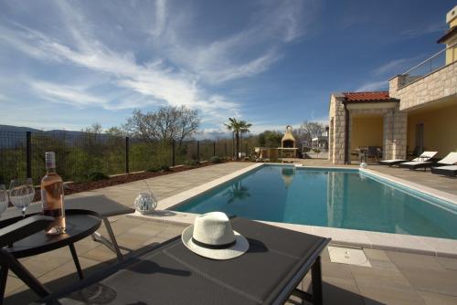 Φωτογραφία από το άλμπουμ του Luxury Villa Lidija σε Brzac