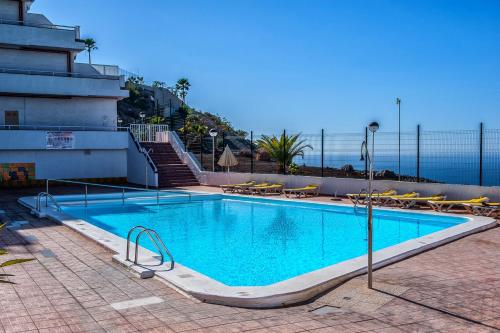 Foto dalla galleria di APT with terrace facing Amadores beach ad Amadores