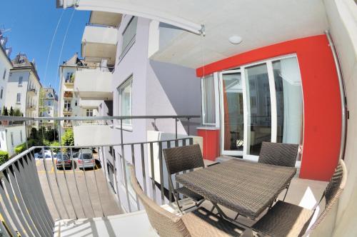 Stylish 1BR near lake and Opera - Flower 11