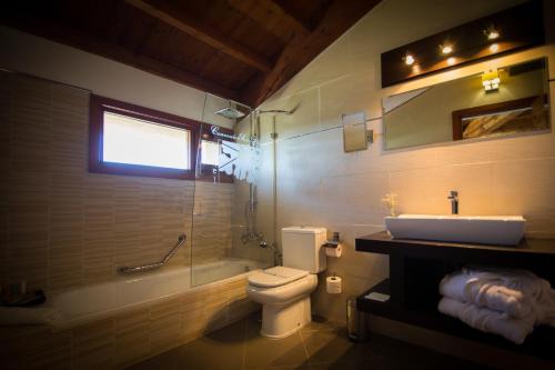Bilik mandi di Hotel Boutique Convento San Diego
