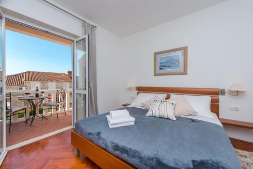 Postel nebo postele na pokoji v ubytování Luxury apartment Tara