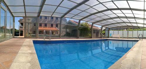 Πισίνα στο ή κοντά στο Apartamentos Cruceiro