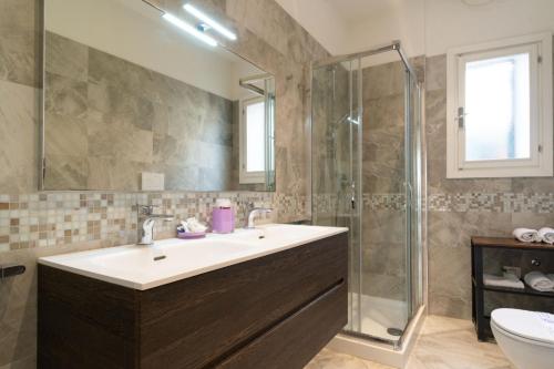 Koupelna v ubytování Serenissima Apartments