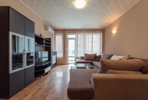 Kuchyň nebo kuchyňský kout v ubytování Green House Apartment