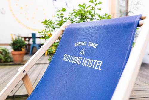 a blue book with the words a slowing music at SLO Hostel Lyon Saxe in Lyon