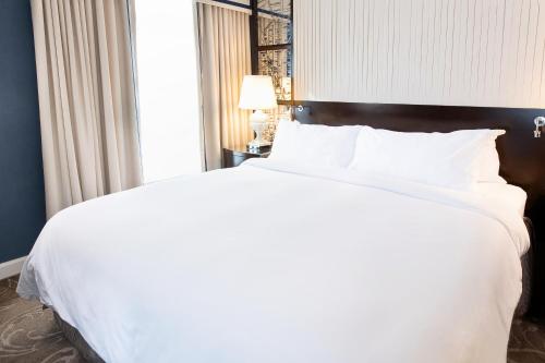 Cama o camas de una habitación en Hamilton Hotel - Washington DC