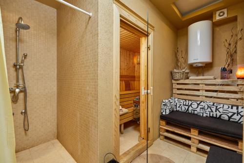 A bathroom at Villa Adria