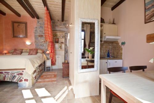 Gallery image of Elixirion Guest House in Karavostasi