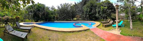 Πισίνα στο ή κοντά στο Hotel de Campo Caño Negro