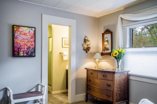 Oak Hill Bed & Breakfast – Photos 2