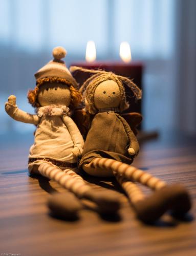 two stuffed teddy bears sitting on a table at Pension Haus Tirol in Laion