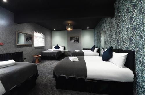 Gallery image of La Jungle Du Swan in Manchester