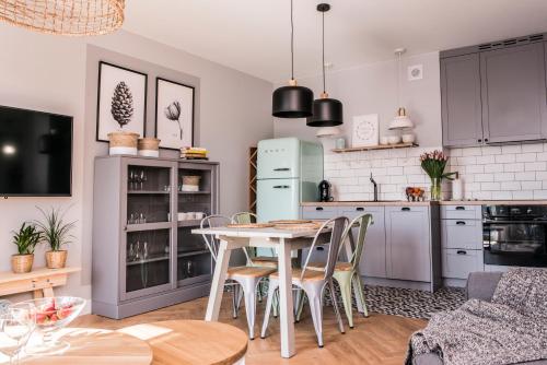 Kuchyňa alebo kuchynka v ubytovaní Apartament przy Zachodnim