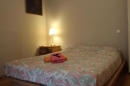 Homey Apartment near Acropolis for 4
