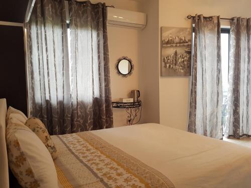 Gallery image of Sunshine Court in St Paul's Bay