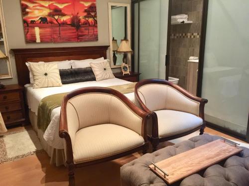 Una cama o camas en una habitación de Re-Union Vacations