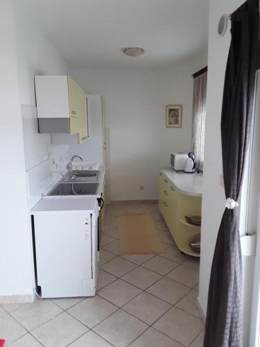 Apartmani Mimi Vir