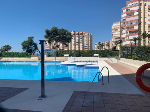 Bazén v ubytování Apartamento Turistico Peñalver Playa 316 nebo v jeho okolí