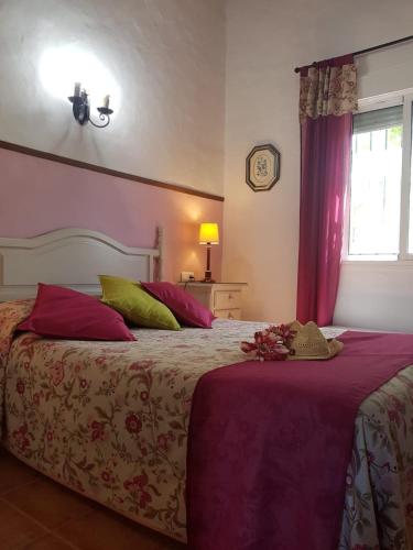 Chalet la Huerta con piscina y wifi
