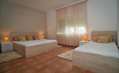 Gallery image of Apartments Pean in Tivat