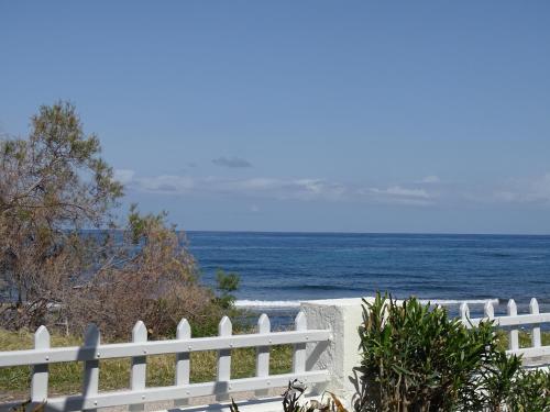 Gallery image of NAMA Beach house in Monolithos