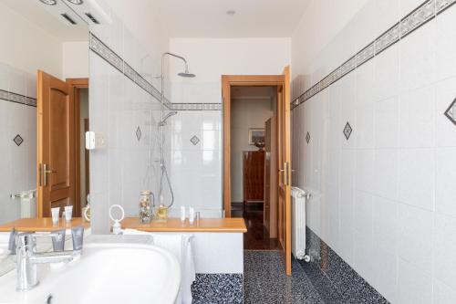 Koupelna v ubytování Vatican Cozy Apartment with Terrace