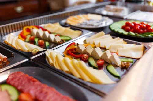 Mad på pensionatet eller i nærheden