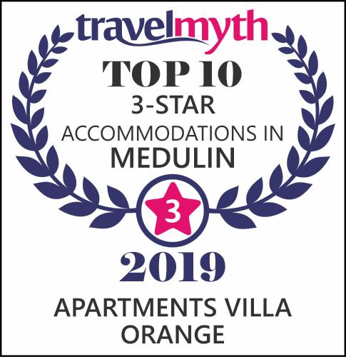 a logo for the top organizations in medinah at Apartments Villa Orange in Medulin
