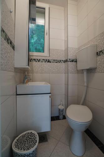 Ένα μπάνιο στο Villa KOSTA