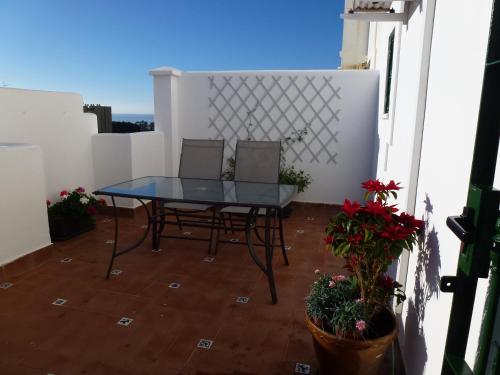 Un balcón o terraza de Apartamento en Torremolinos con piscina