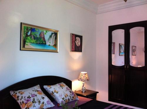 Letto o letti in una camera di La Colline de Chott Meriem appartements