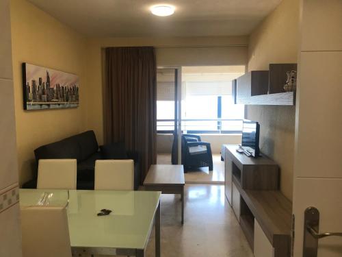 Khu vực ghế ngồi tại Apartments Torre Levante 1H