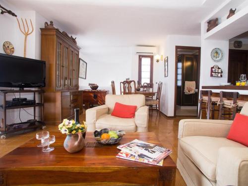 2BR Beach House - Solarium & Shower Terrace - 12
