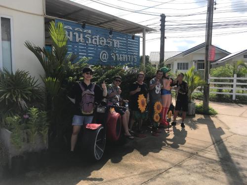 Huéspedes de MiniResort Chanthaburi