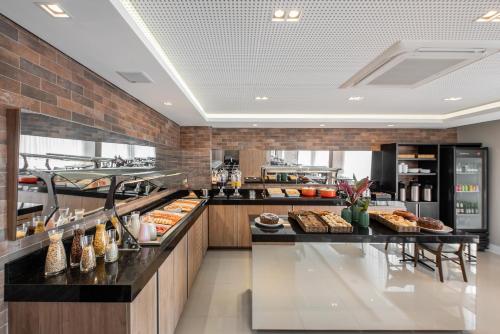 Jídlo v hotelu nebo okolí