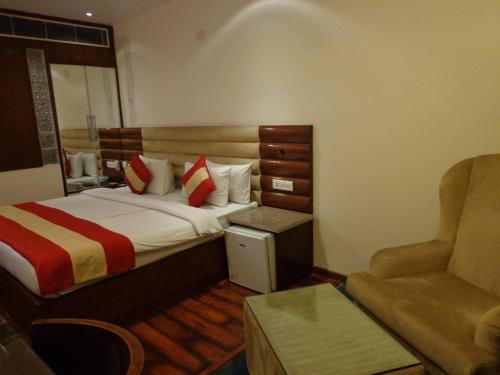 Cama o camas de una habitación en Hotel Aura - New Delhi Railway Station