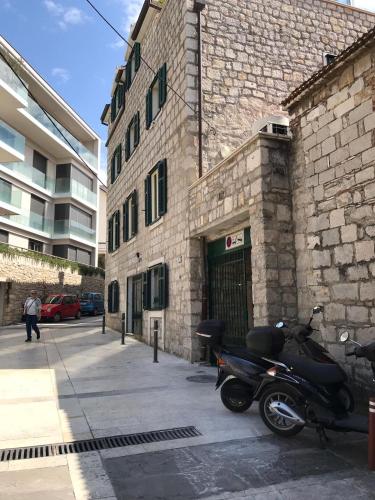 Apartment center Roko
